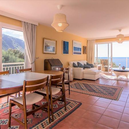 Villa In Protected Space In Front Of The Sea Los Realejos Exteriör bild