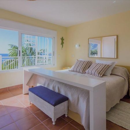 Villa In Protected Space In Front Of The Sea Los Realejos Exteriör bild