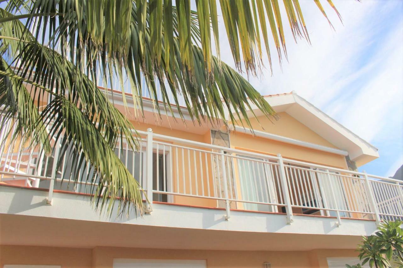 Villa In Protected Space In Front Of The Sea Los Realejos Exteriör bild